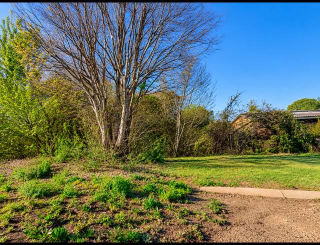 1,672M² VACANT LAND FOR SALE IN ROTHDENE